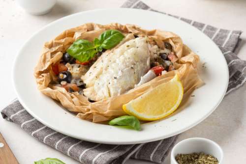 Cod en Papillote with Vegetables